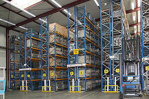 LORO-X high-bay warehouse for items up to 1 metre in length